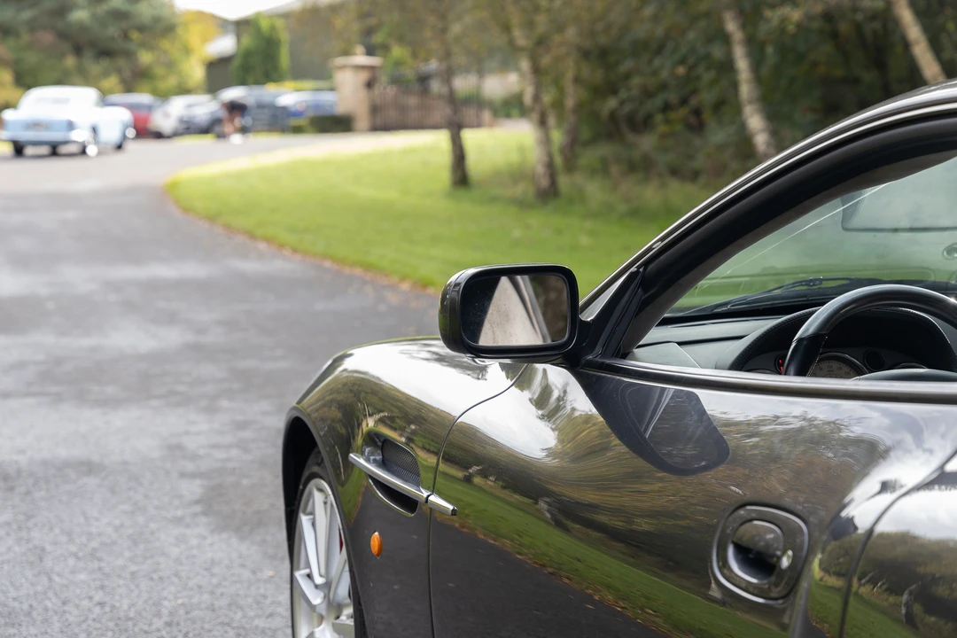 2005 Aston Martin Vanquish 1st Gen - Image 16 of 31