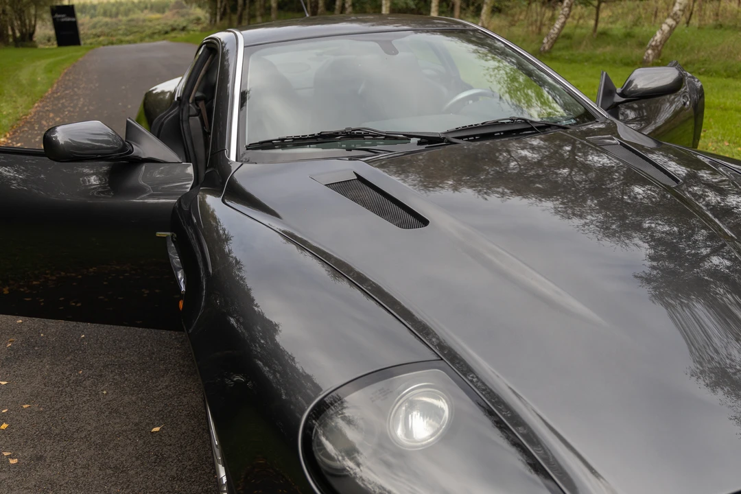 2005 Aston Martin Vanquish 1st Gen - Image 18 of 31