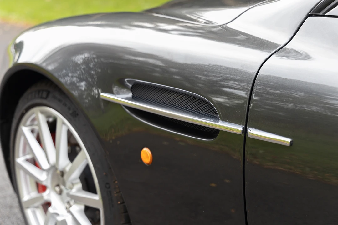 2005 Aston Martin Vanquish 1st Gen - Image 31 of 31