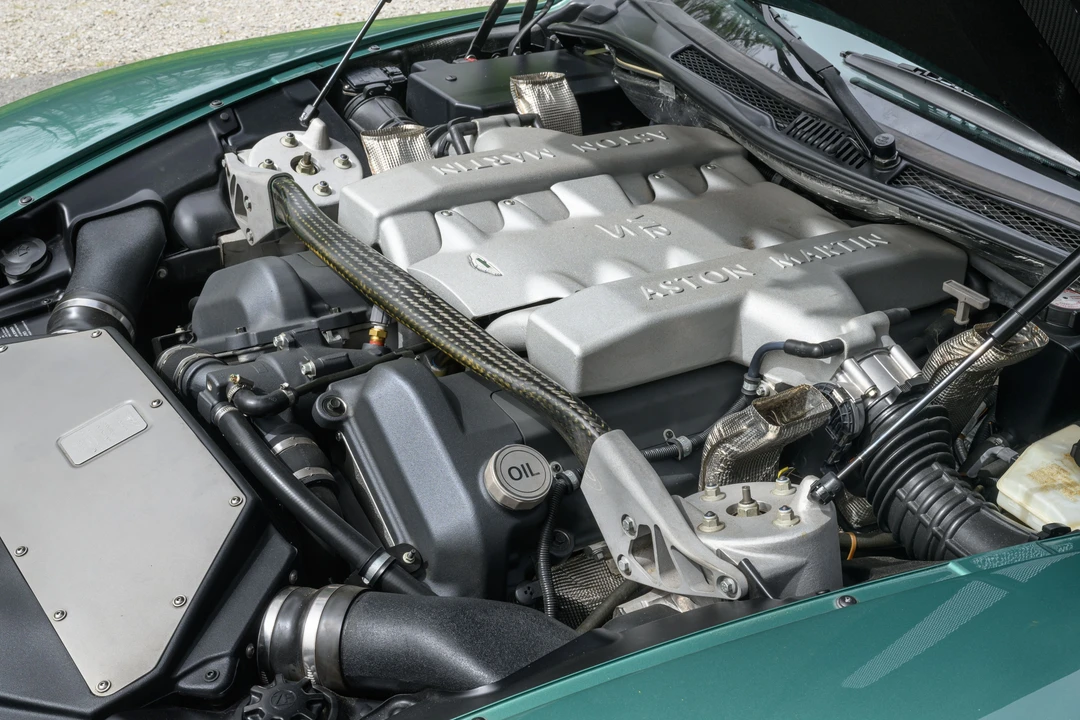 2005 Aston Martin Vanquish 1st Gen - Image 25 of 31