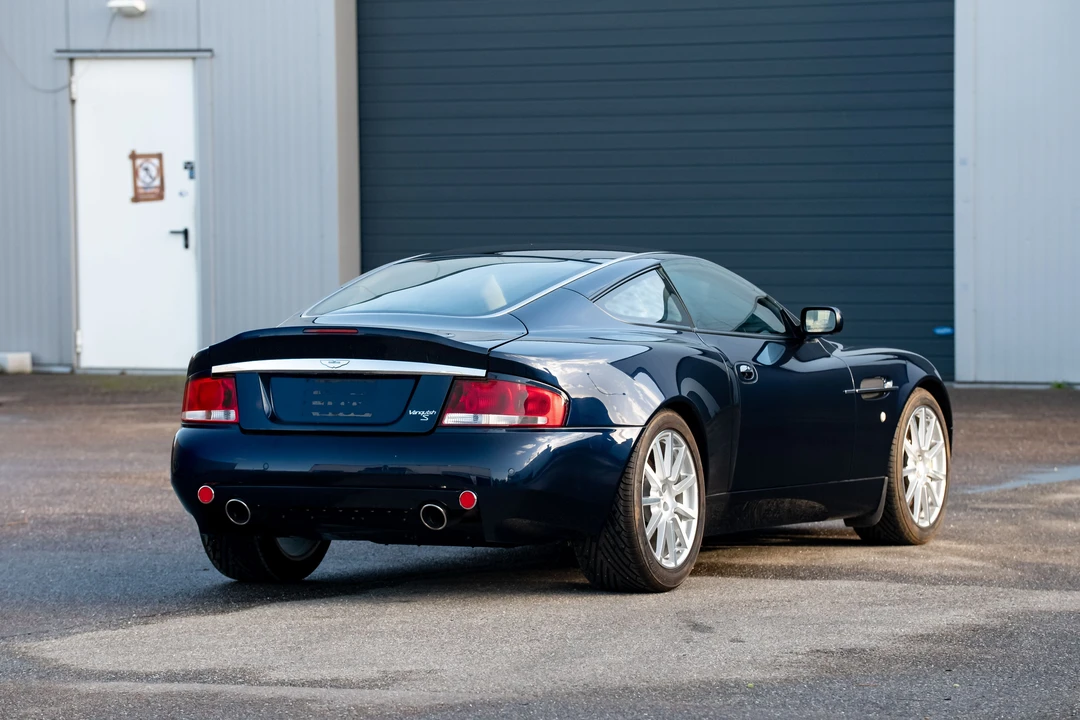2005 Aston Martin Vanquish 1st Gen - Image 5 of 31