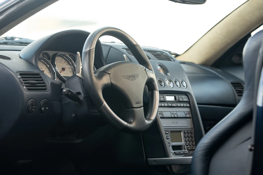 2005 Aston Martin Vanquish 1st Gen - Image 18 of 31
