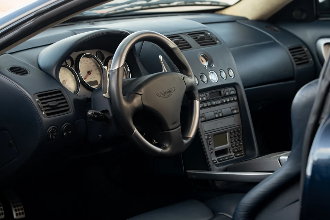 2005 Aston Martin Vanquish 1st Gen - Image 17 of 31
