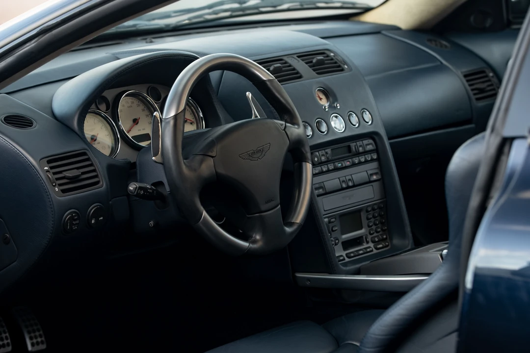 2005 Aston Martin Vanquish 1st Gen - Image 15 of 31