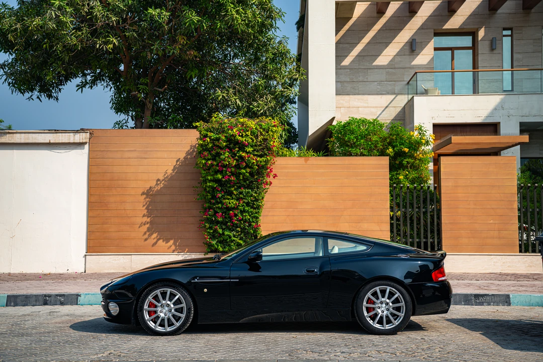 2005 Aston Martin Vanquish 1st Gen - Image 4 of 31