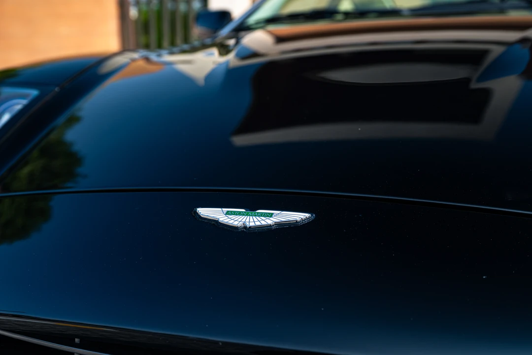 2005 Aston Martin Vanquish 1st Gen - Image 17 of 31