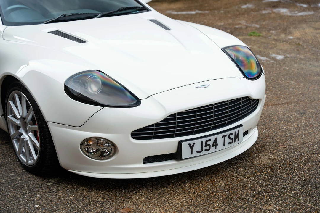 2005 Aston Martin Vanquish 1st Gen - Image 24 of 31