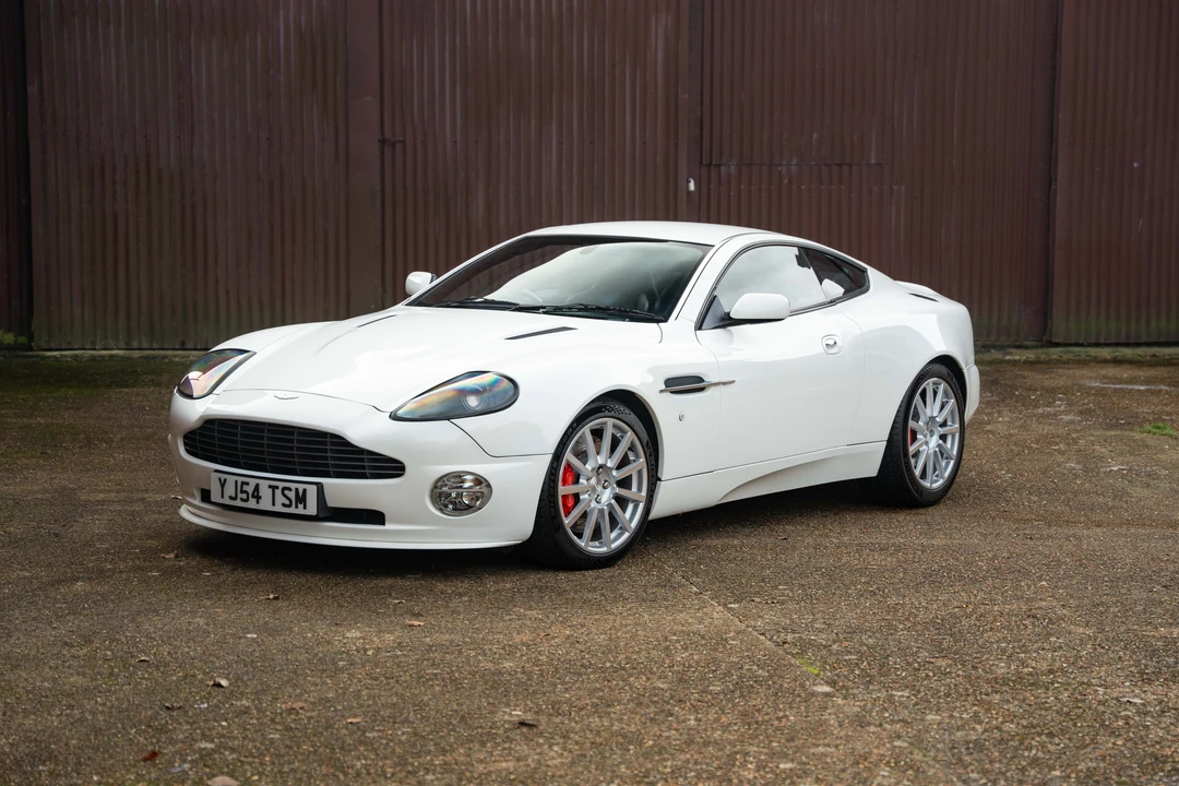 2005 Aston Martin Vanquish 1st Gen - Image 3 of 31