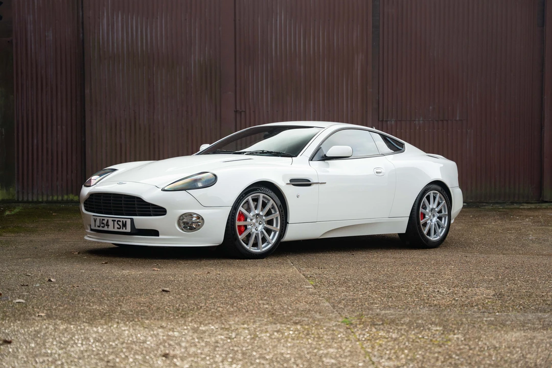 2005 Aston Martin Vanquish 1st Gen - Image 11 of 31