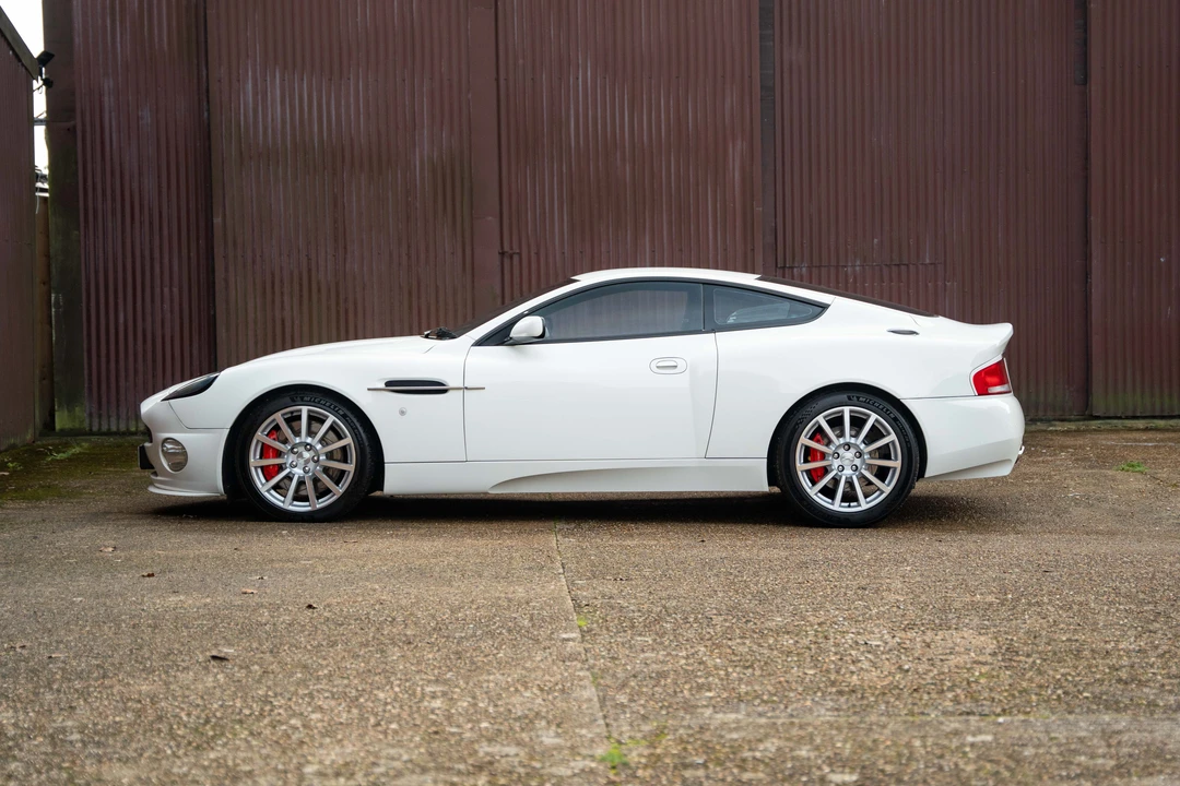 2005 Aston Martin Vanquish 1st Gen - Image 12 of 31