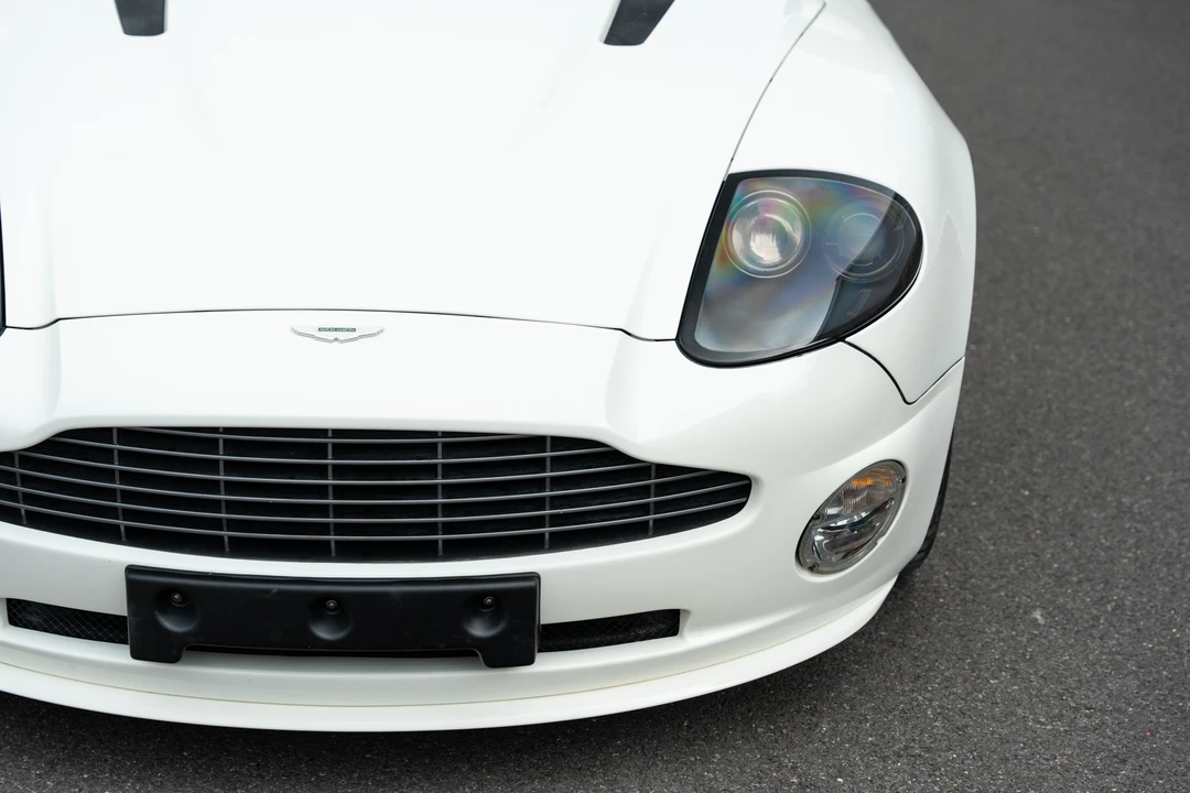 2005 Aston Martin Vanquish 1st Gen - Image 22 of 31