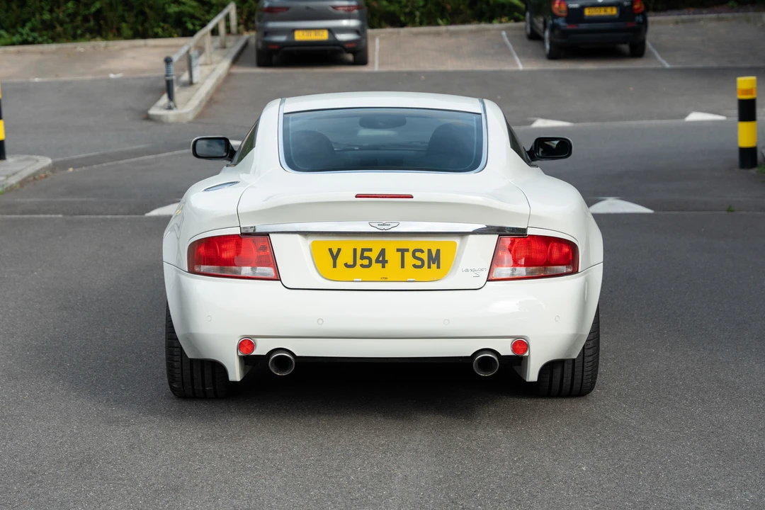2005 Aston Martin Vanquish 1st Gen - Image 15 of 31