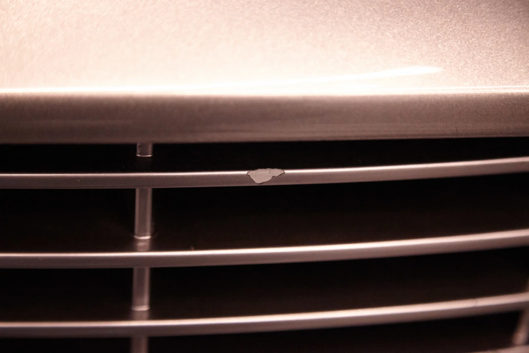 2005 Aston Martin Vanquish 1st Gen - Image 18 of 31