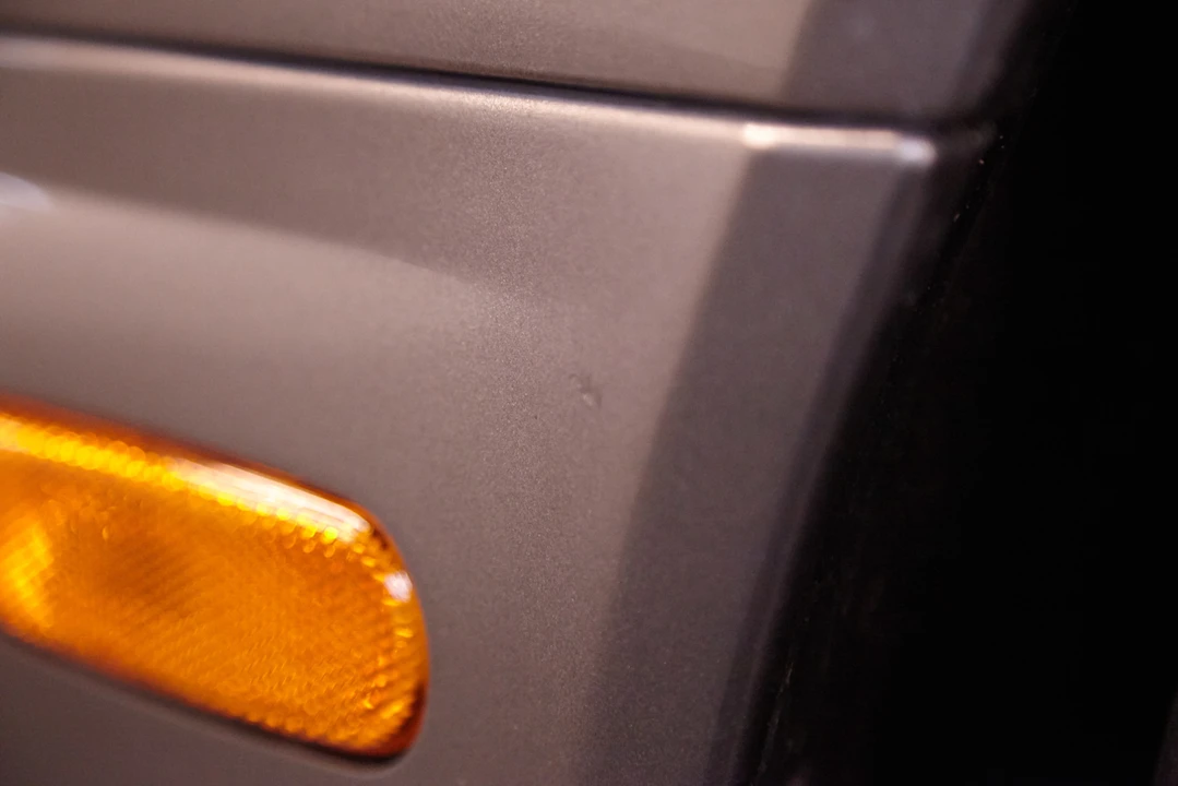 2005 Aston Martin Vanquish 1st Gen - Image 29 of 31