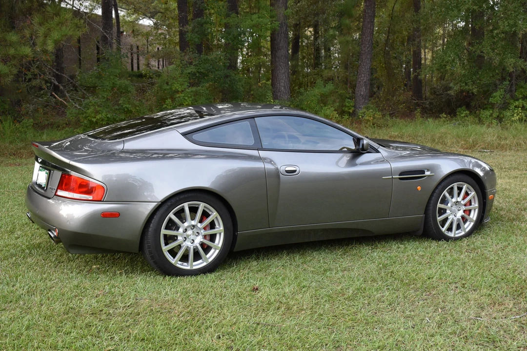 2005 Aston Martin Vanquish 1st Gen - Image 4 of 20