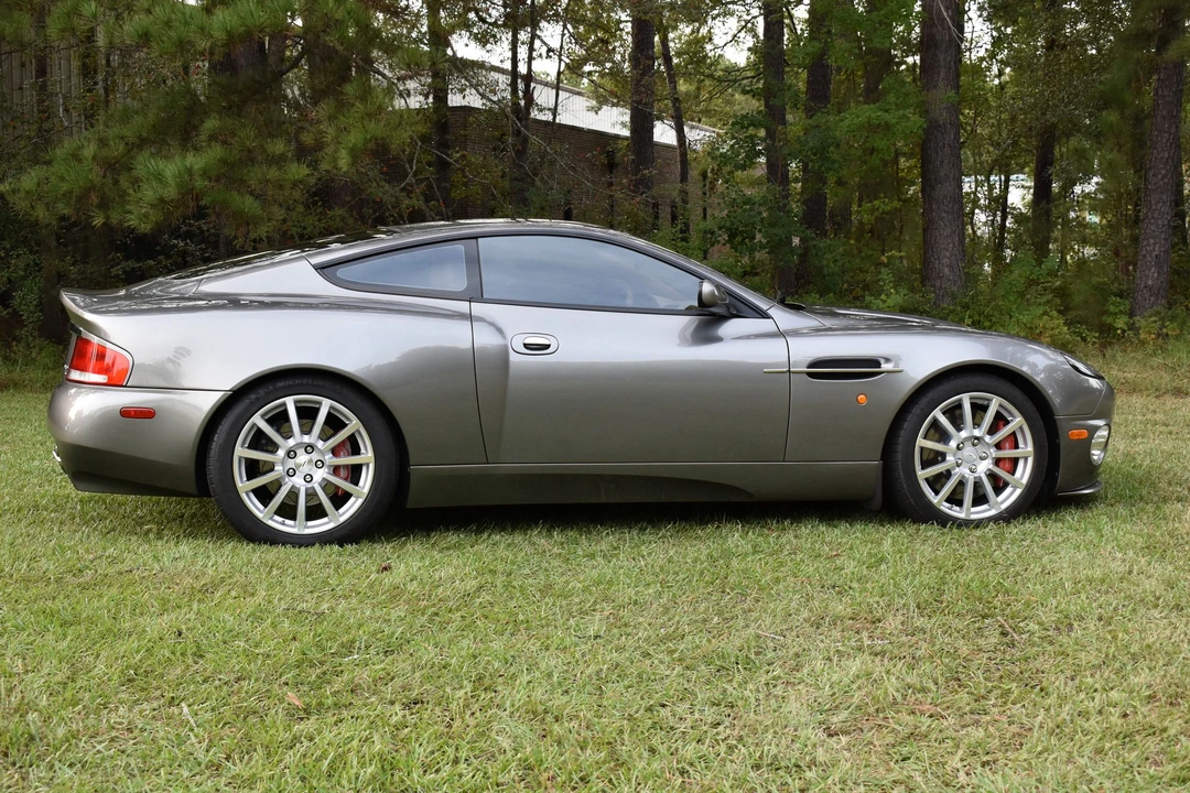 2005 Aston Martin Vanquish 1st Gen - Image 5 of 20