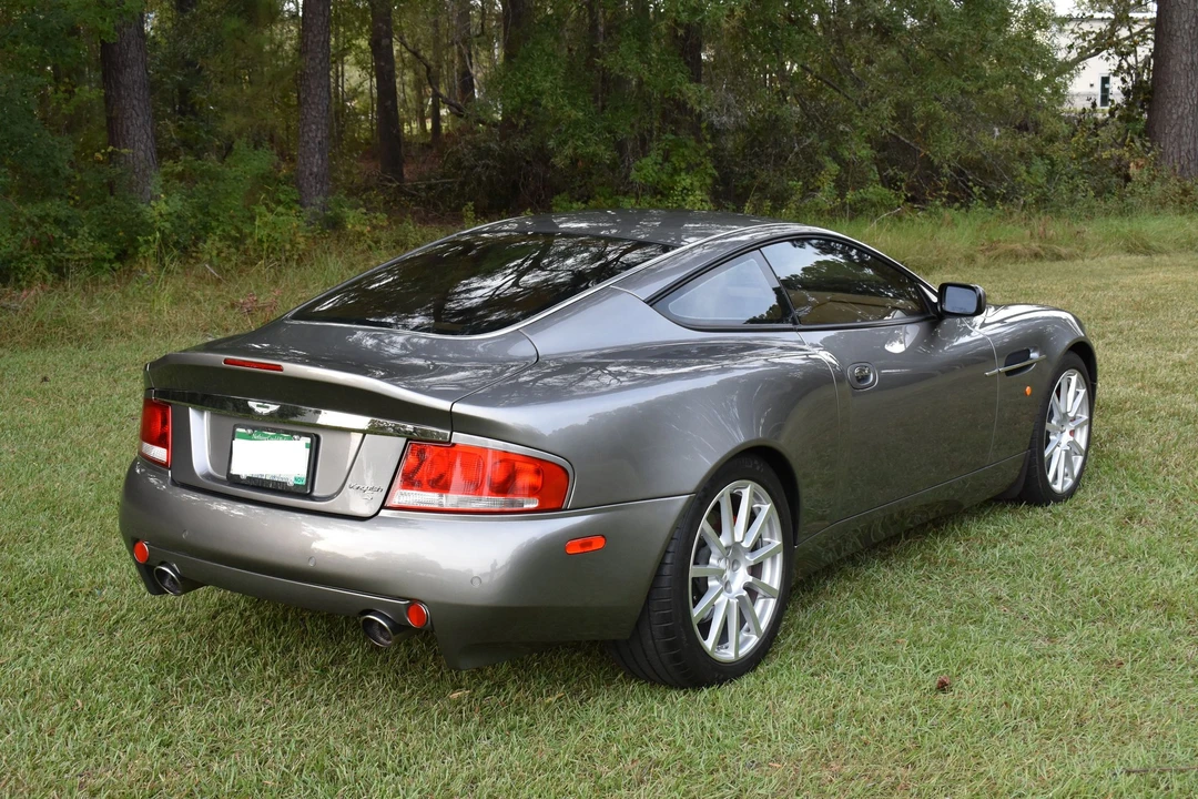 2005 Aston Martin Vanquish 1st Gen - Image 7 of 20