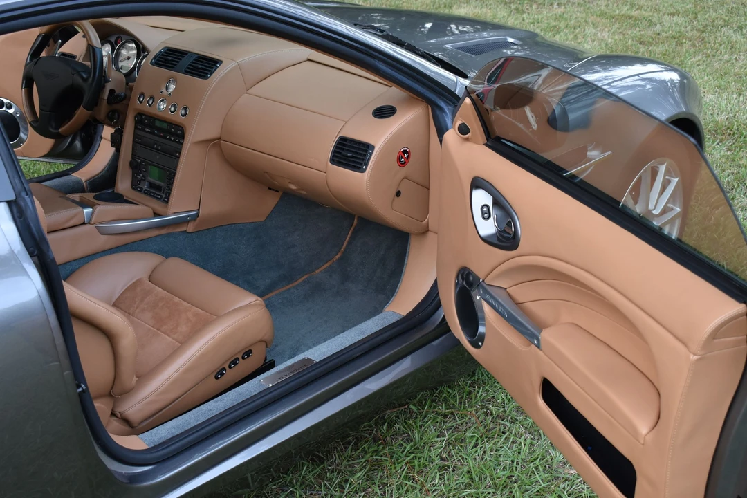 2005 Aston Martin Vanquish 1st Gen - Image 13 of 20
