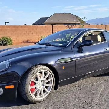 2005 Aston Martin Vanquish S