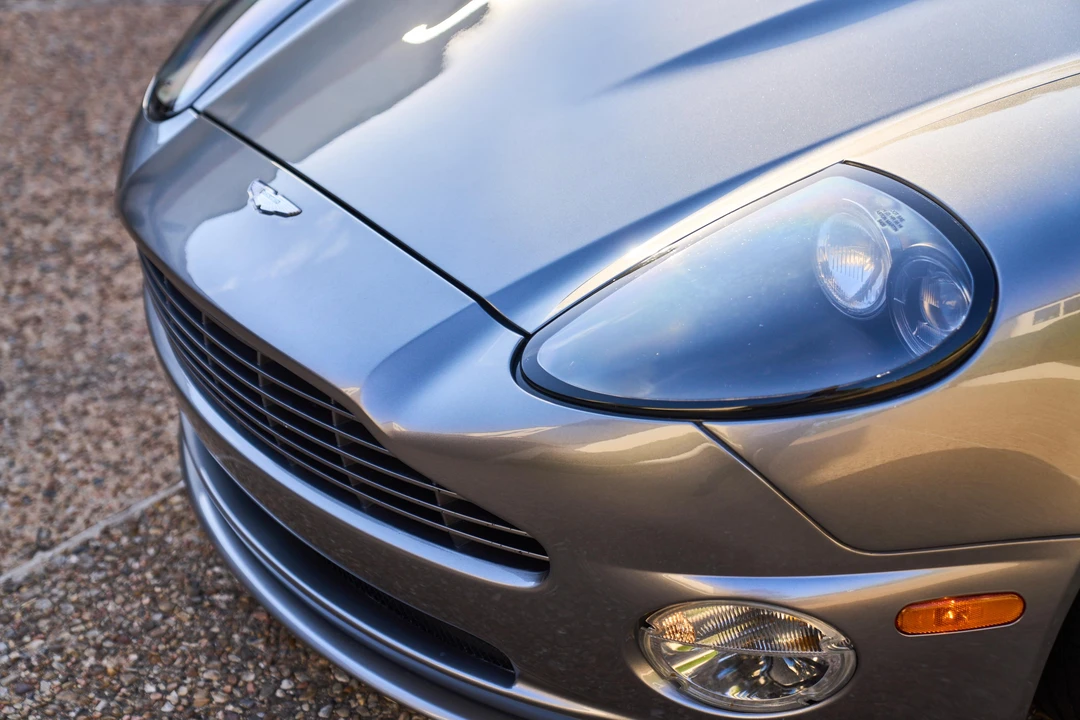 2005 Aston Martin Vanquish 1st Gen - Image 13 of 31