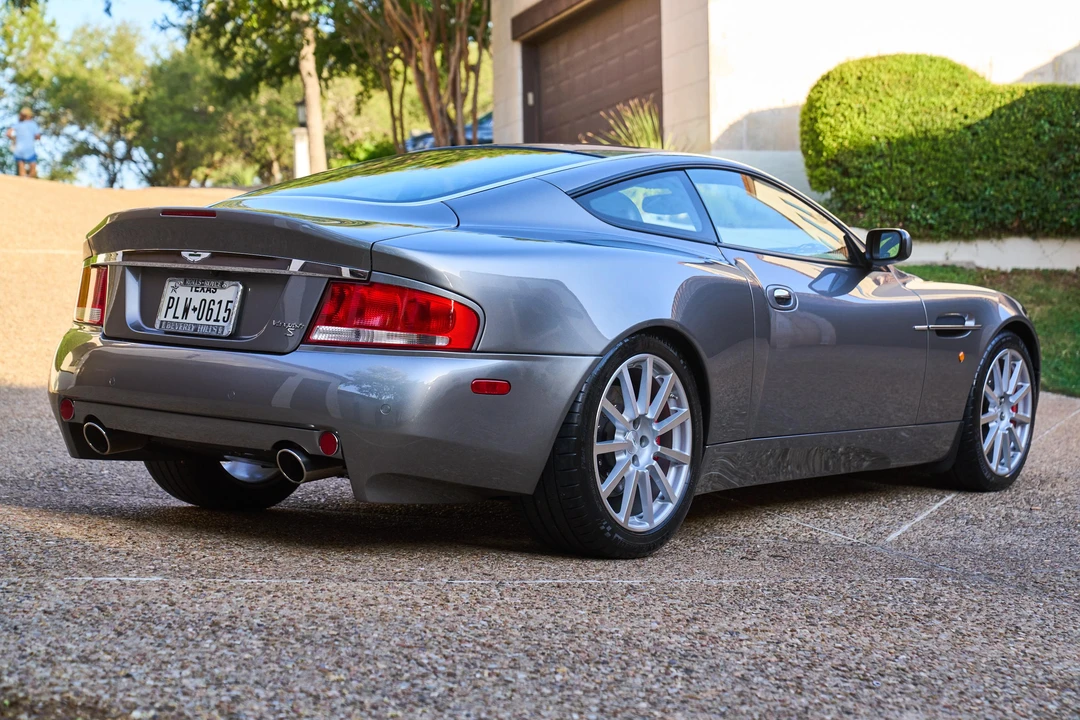 2005 Aston Martin Vanquish 1st Gen - Image 8 of 31