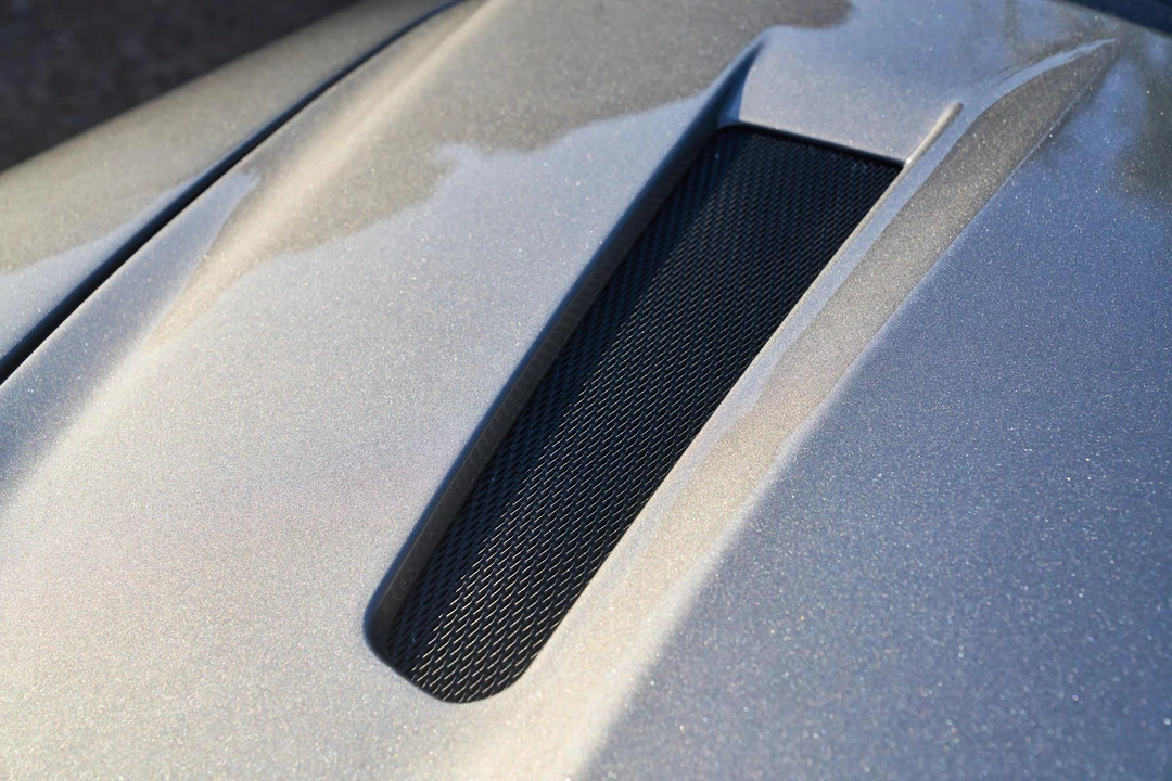 2005 Aston Martin Vanquish 1st Gen - Image 14 of 31