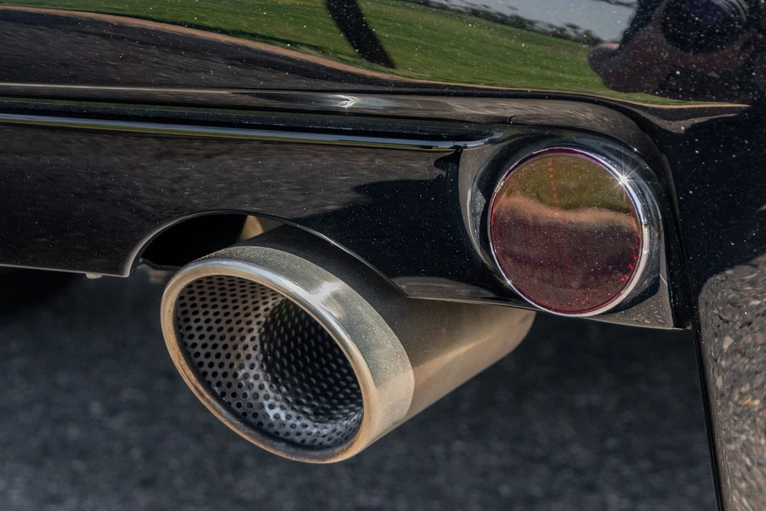 2005 Aston Martin Vanquish 1st Gen - Image 31 of 31