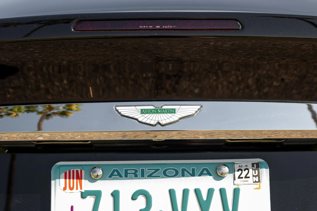 2005 Aston Martin Vanquish 1st Gen - Image 29 of 31