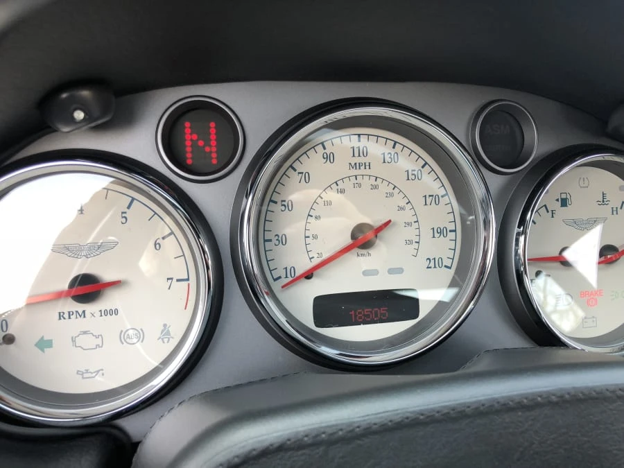 2005 Aston Martin Vanquish 1st Gen - Image 6 of 12