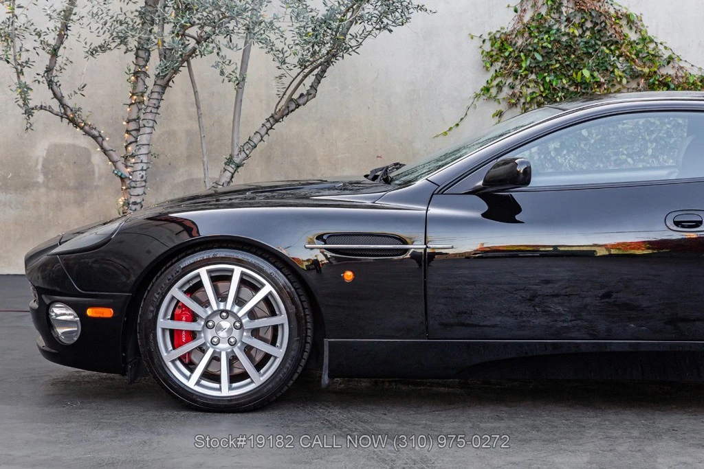 2005 Aston Martin Vanquish 1st Gen - Image 12 of 12