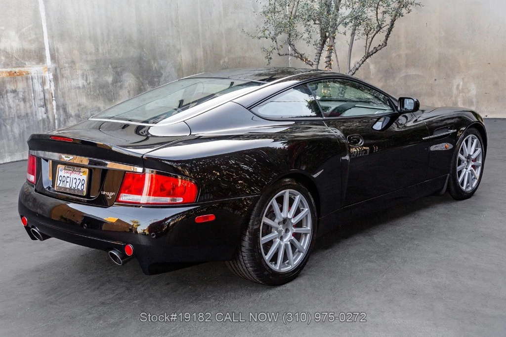 2005 Aston Martin Vanquish 1st Gen - Image 5 of 12
