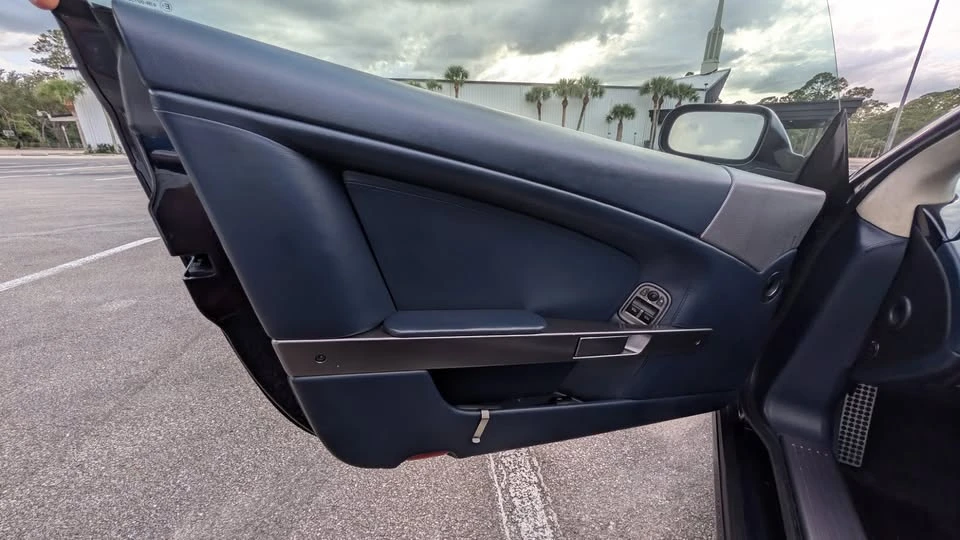 2005 Aston Martin DB9 - Image 13 of 19