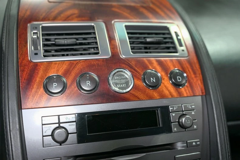 2005 Aston Martin DB9 - Image 17 of 20