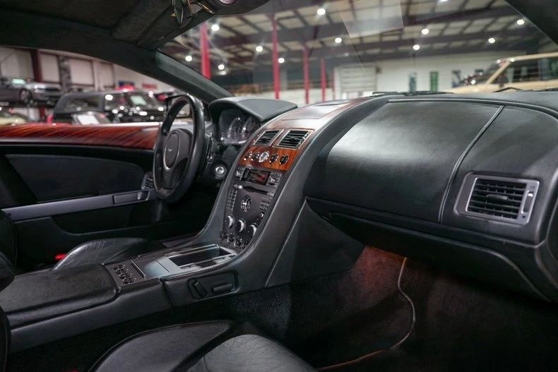 2005 Aston Martin DB9 - Image 12 of 20