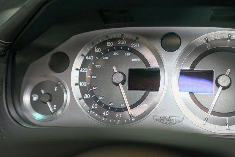 2005 Aston Martin DB9 - Image 16 of 20