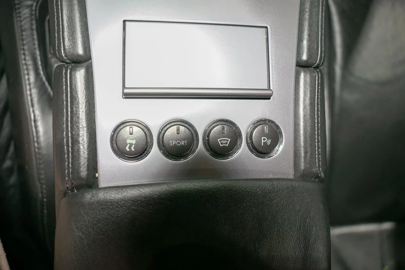 2005 Aston Martin DB9 - Image 11 of 20