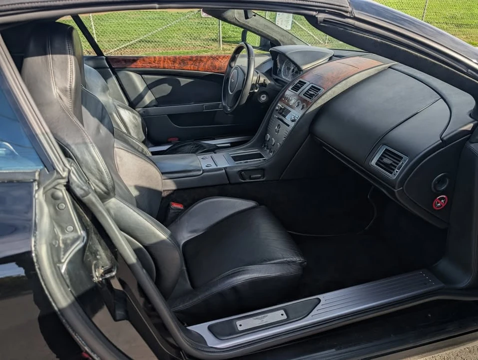 2005 Aston Martin DB9 - Image 15 of 19