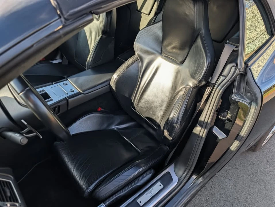 2005 Aston Martin DB9 - Image 13 of 19