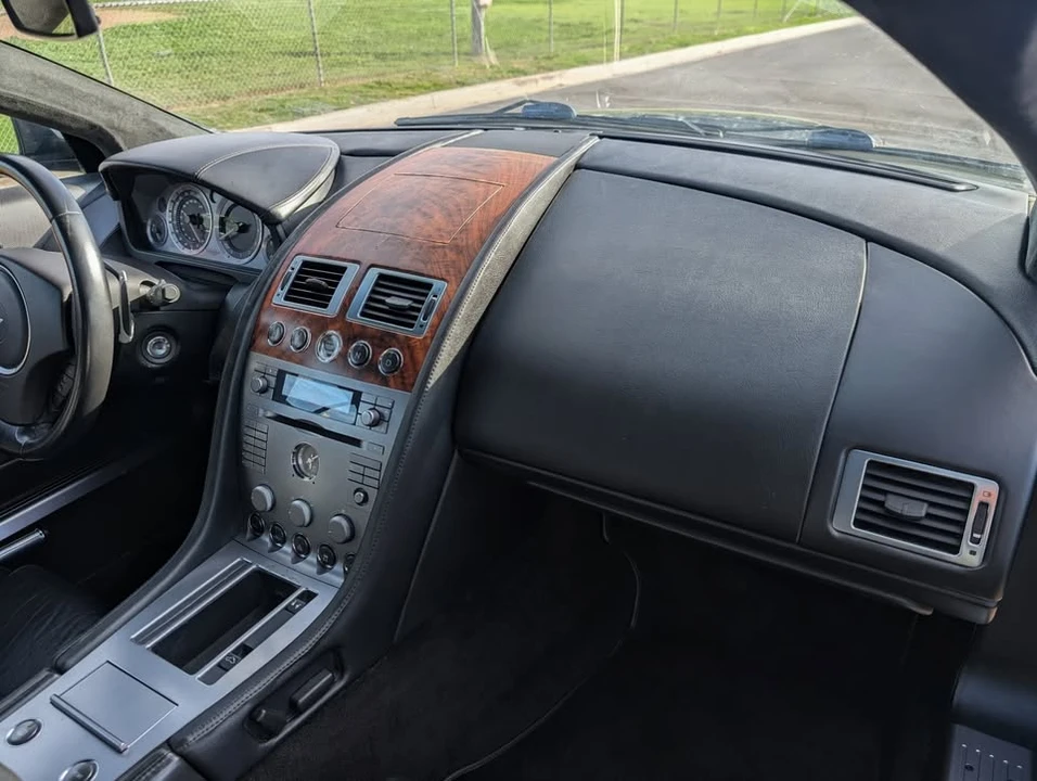2005 Aston Martin DB9 - Image 16 of 19