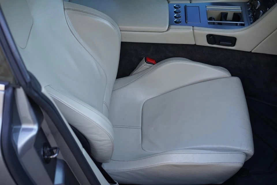 2005 Aston Martin DB9 - Image 14 of 18