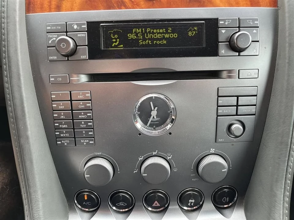 2005 Aston Martin DB9 - Image 14 of 20