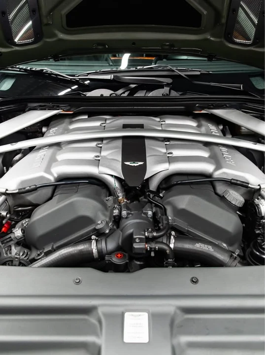 2005 Aston Martin DB9 - Image 11 of 20