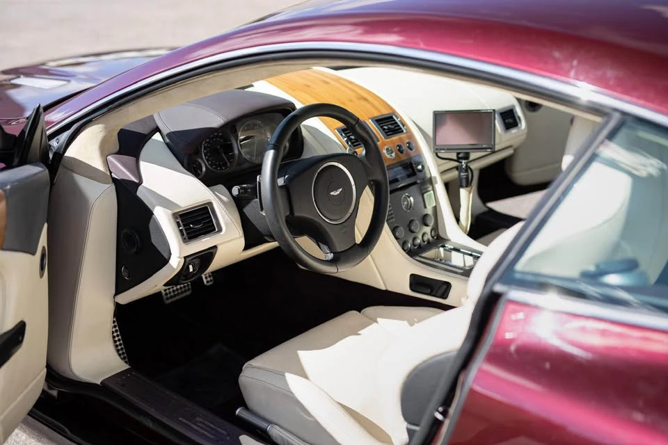 2005 Aston Martin DB9 - Image 3 of 5