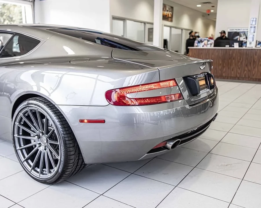 2005 Aston Martin DB9 - Image 12 of 18