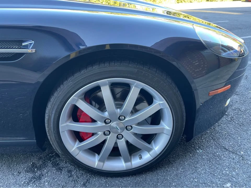 2005 Aston Martin DB9 - Image 9 of 10