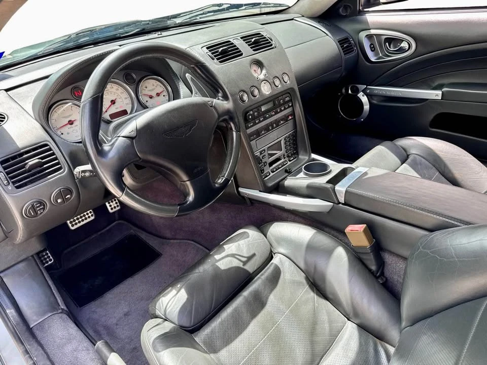 2005 Aston Martin Vanquish 1st Gen - Image 9 of 18