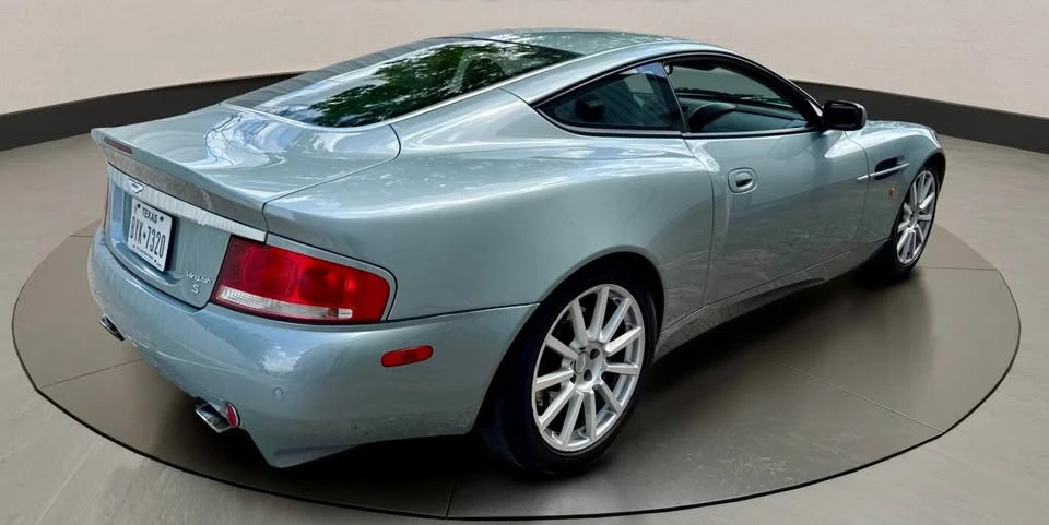 2005 Aston Martin Vanquish 1st Gen - Image 4 of 18
