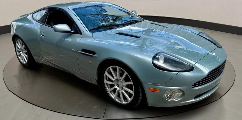 2005 Aston Martin Vanquish 1st Gen - Image 3 of 18