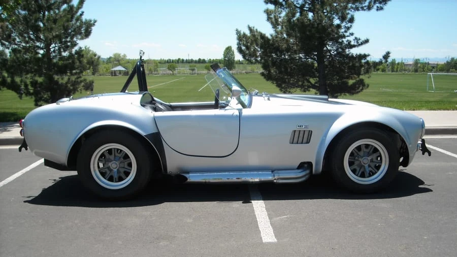 2005 Shelby Cobra Replica - Image 2 of 12