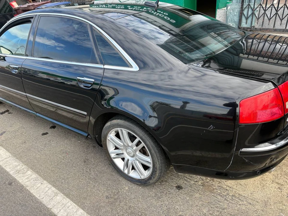2005 Audi D3 A8 - Image 5 of 11